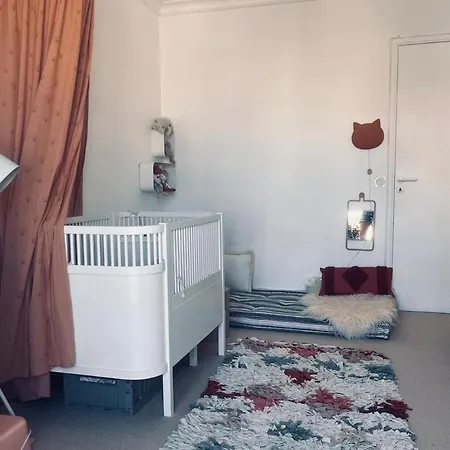Rare ! 4br Penthouse With Terraces, Up To 7p, Near Champs-elysees Apartment Paris