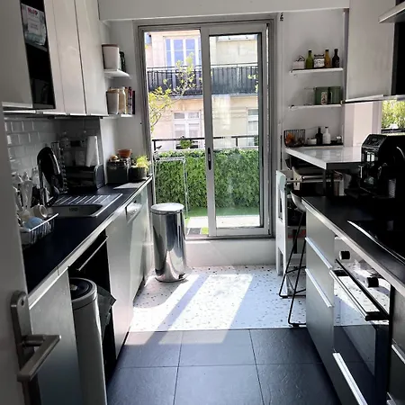 Rare ! 4br Penthouse With Terraces, Up To 7p, Near Champs-elysees * Paris